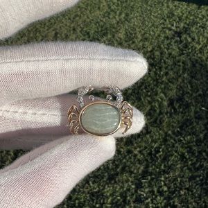 10K Gold and Diamond / Carved Jadeite Jade Crab Pendant